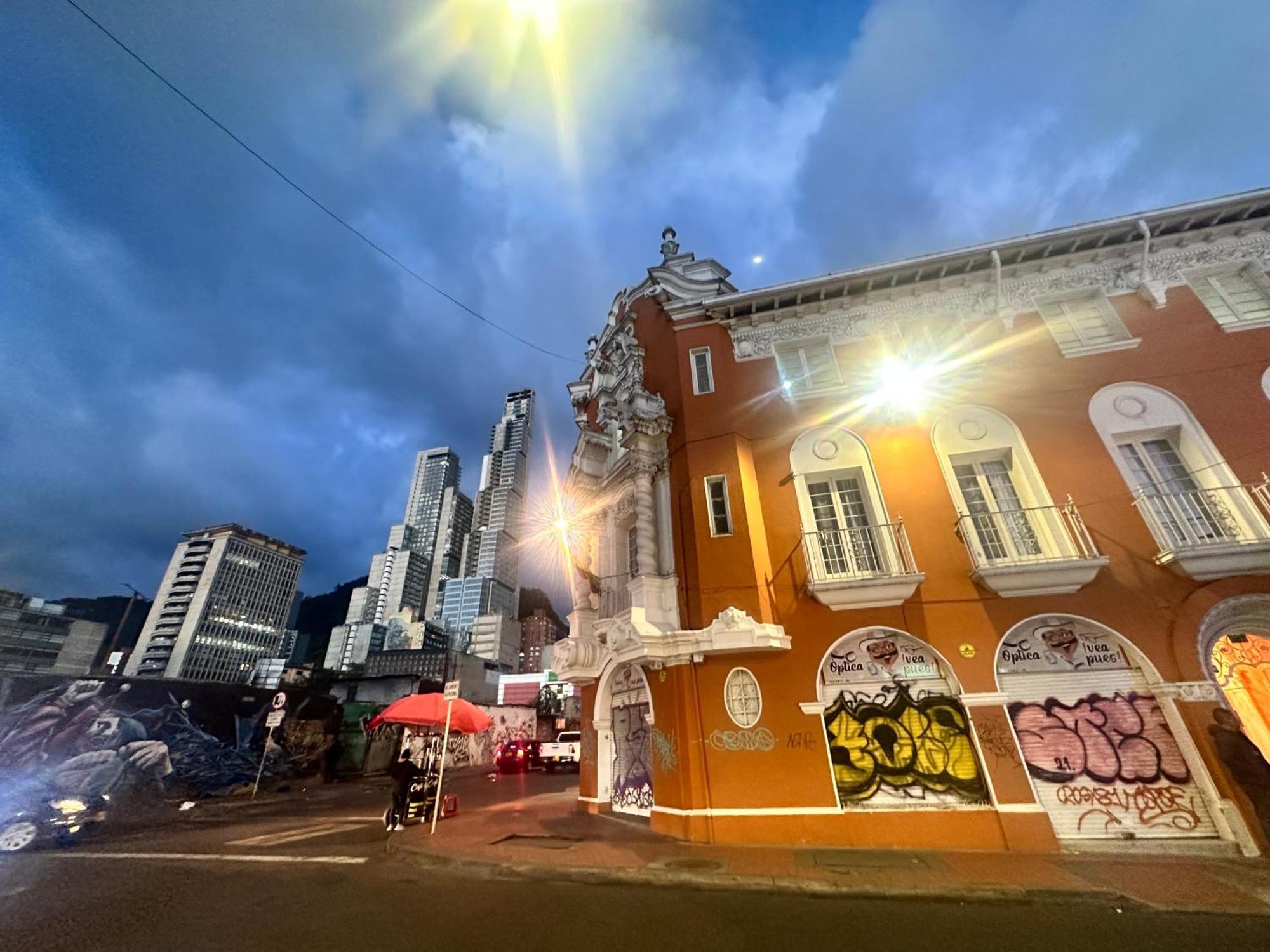 Hotel Artistico Богота Екстериор снимка